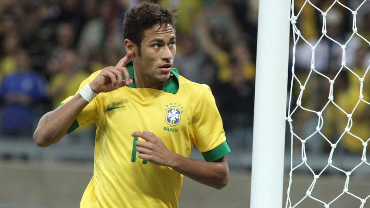 Neymar cada vez está más cerca de cerrar su fichaje por el Barcelona.