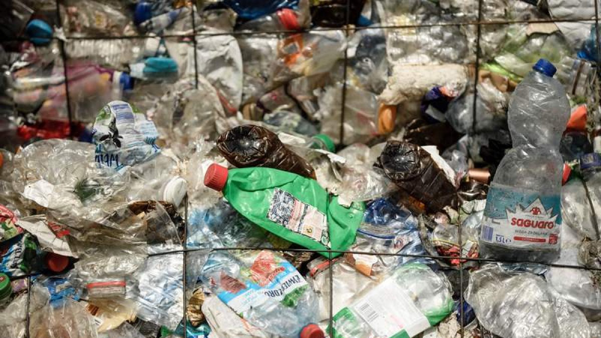 Las medidas contemplan la prohibición de materiales plásticos de un solo uso. CLEMENS BILAN
