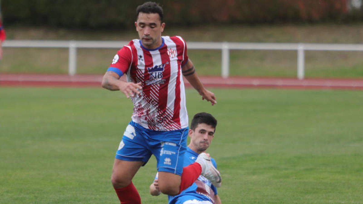 Los rojiblancos nunca se rindieron. L. DE LA MATA