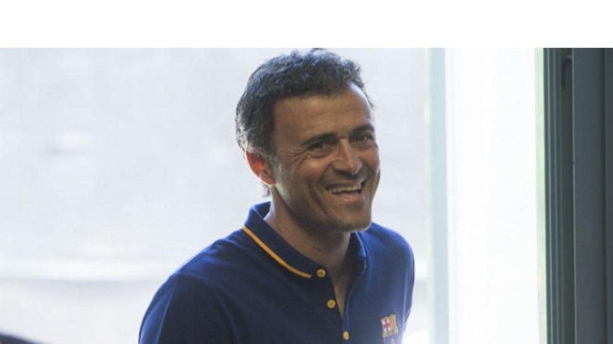 Luis Enrique, a su llegada a la rueda de prensa de este sábado previa a la final de la Copa del Rey que el Barça jugará contra el Sevilla.