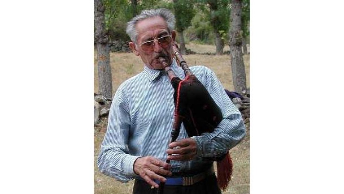 Moisés Liébana Voces.