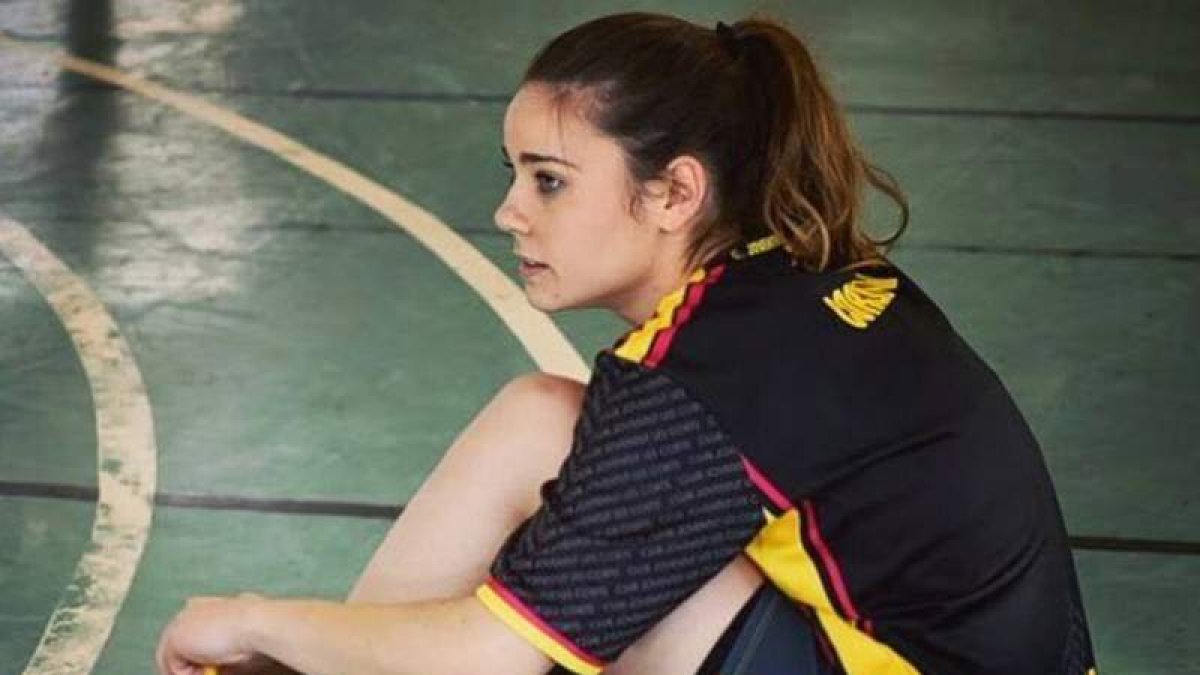 María Cordón luce galones de jugadora franquicia en el Joventut Les Corts. DL