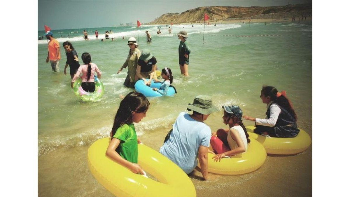 Beduinos en la playa de Tel Baruch, en Tel Aviv.