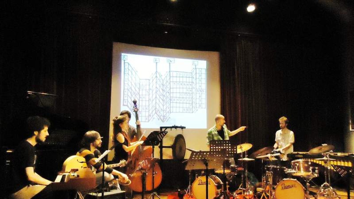 La Big Band portuguesa de la Esmae, donde participó Yáñez.