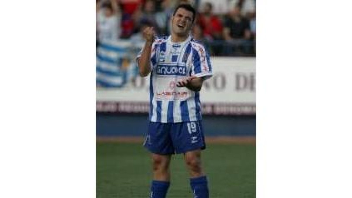 El gaditano lamenta una ocasión desperdiciada con la Deportiva