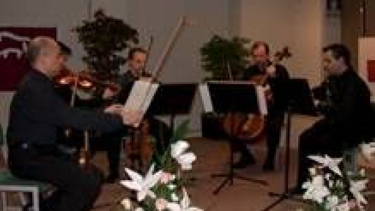 Un momento de la actuación del cuarteto en Veguellina de Órbigo