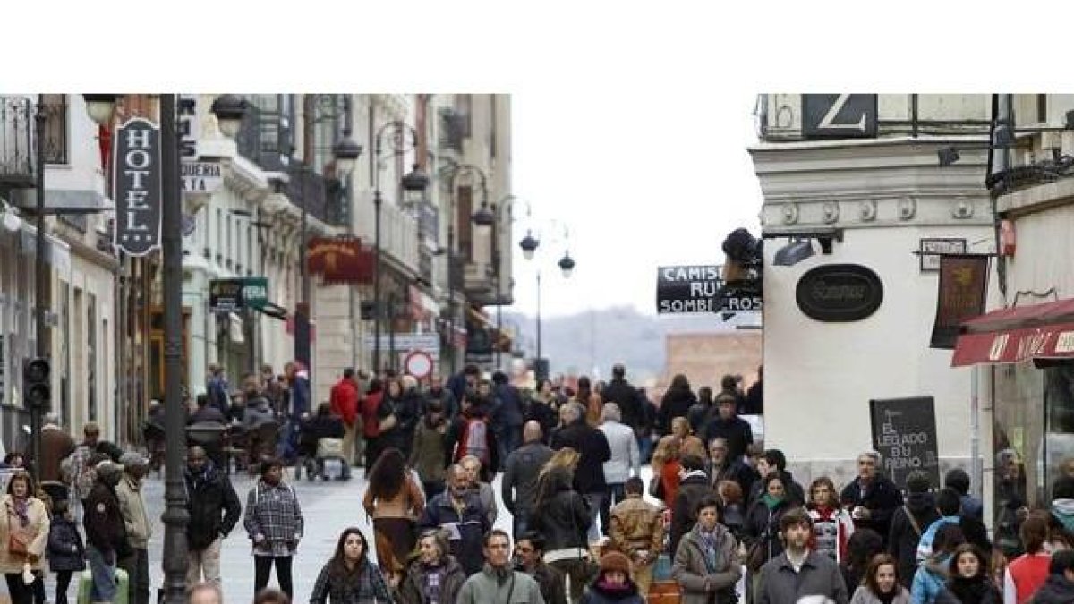 La calle Ancha, llena de gente