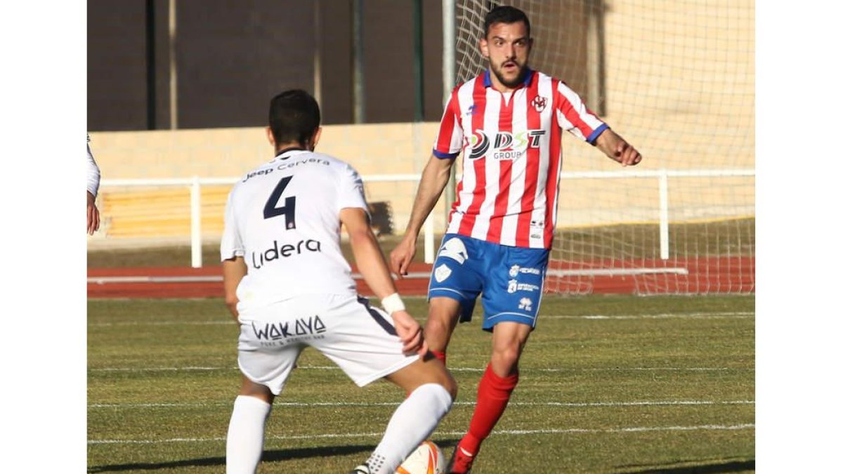 El equipo rojiblanco no puede fallar esta tarde en casa. L. DE LA MATA