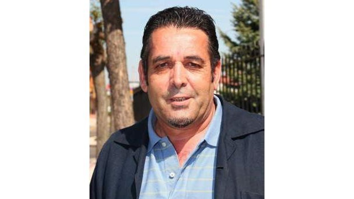 Nestor Santos.
