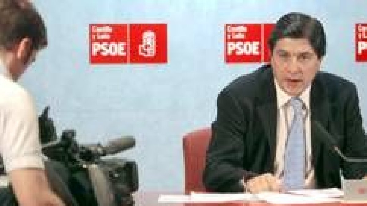 Fernando Vicente, durante la comparecencia ante los medios de comunicación de Valladolid