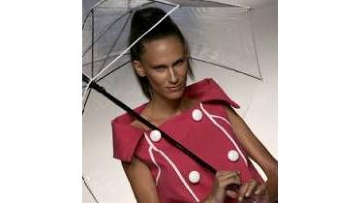 Vestidos vaporosos y floreados de Lafuente