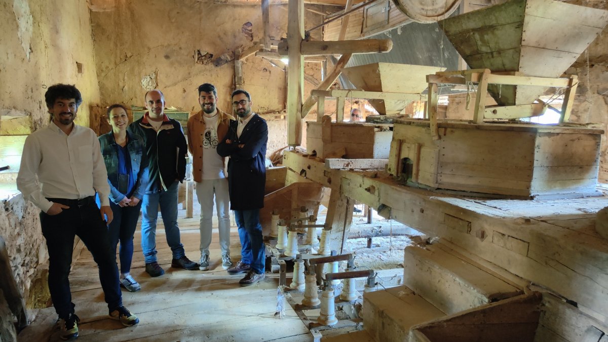 Se pone en marcha el la recuperación del histórico molino de Junquillo. DL