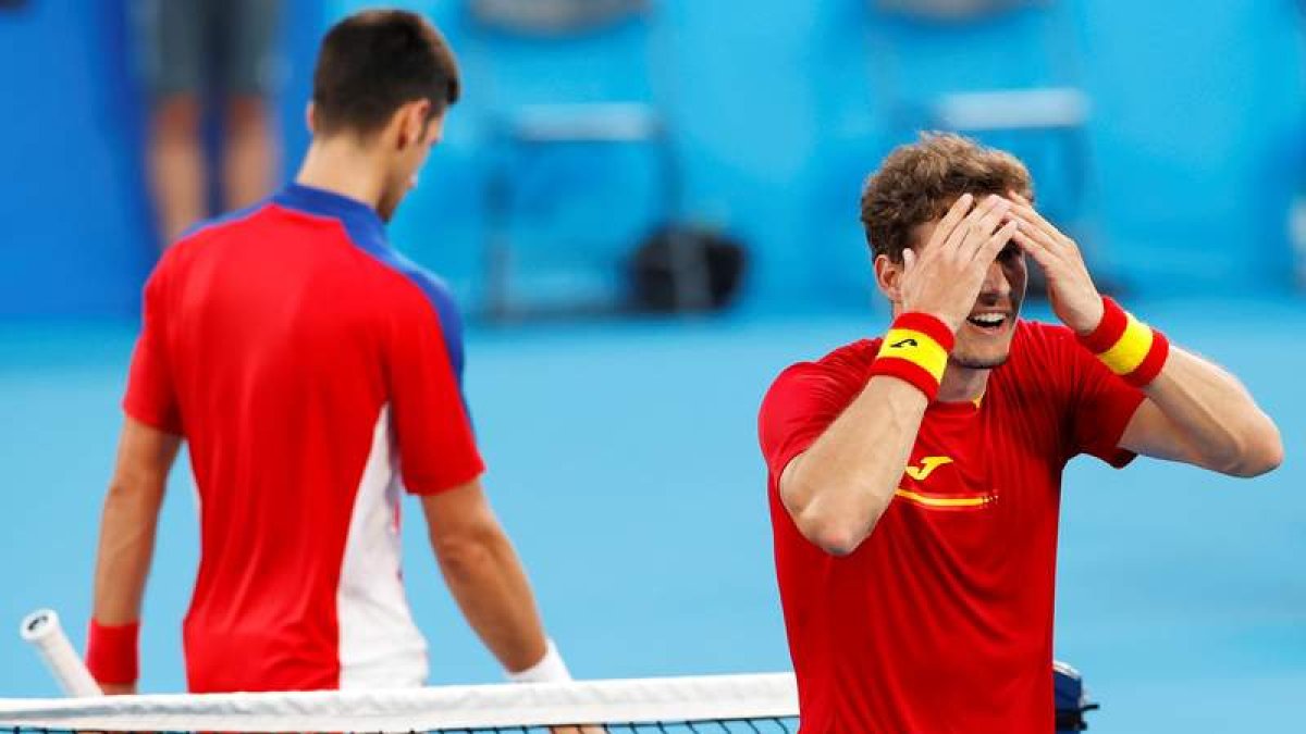 Pablo Carreño se impuso a Djokovic en la lucha por la medalla de bronce. RUNGROJ YONGRIT