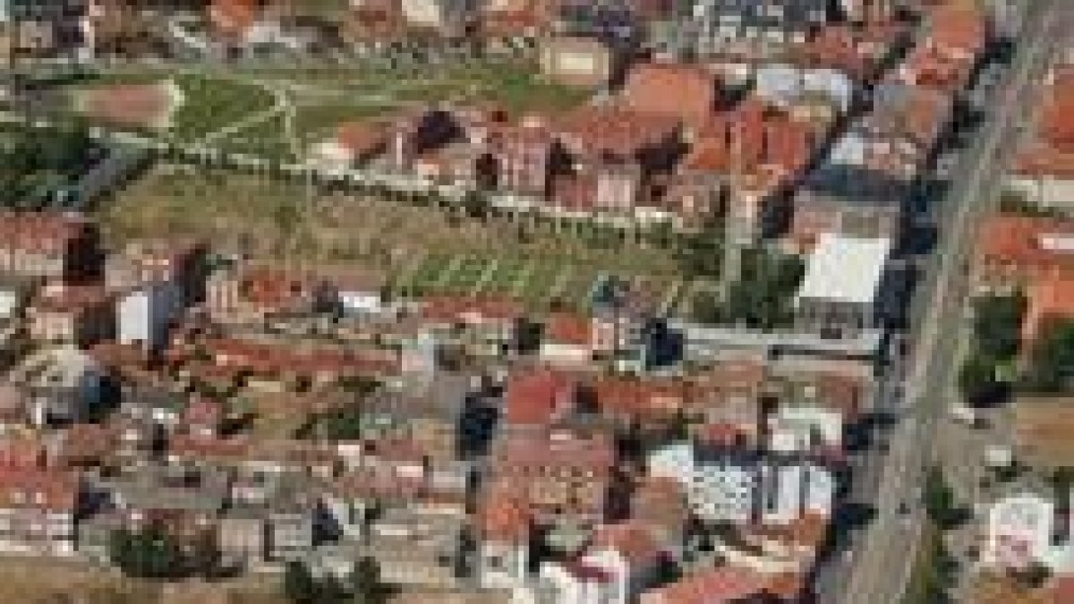 La avenida Astorga es la principal arteria de La Virgen del Camino