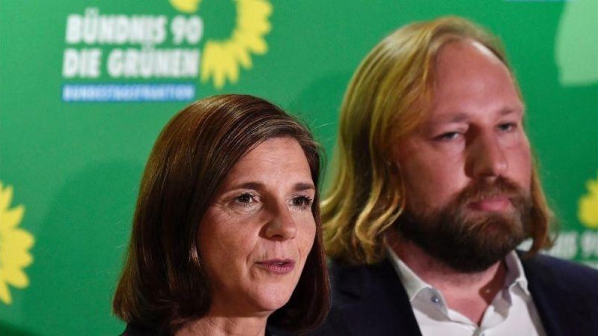 Katrin Goring-Eckart (izquierda) junto al también dirigente de Los Verdes alemanes Anton Hofreiter.