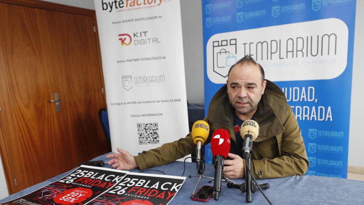 El responsable de la asociación Templarium, Felipe Álvarez, ayer. L. DE LA MATA