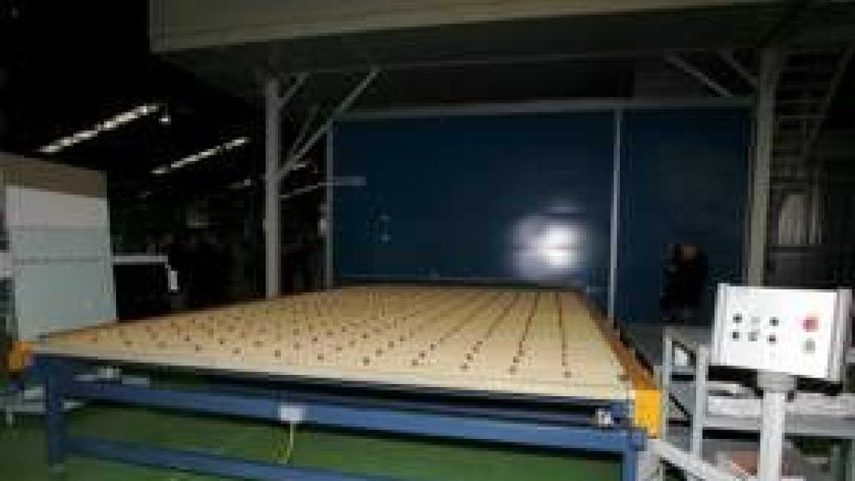 Imagen del nuevo horno de templado de Vitro Cristalglass