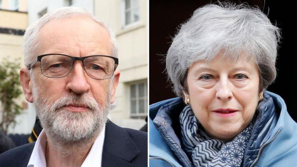Jeremy Corbyn y Theresa May.