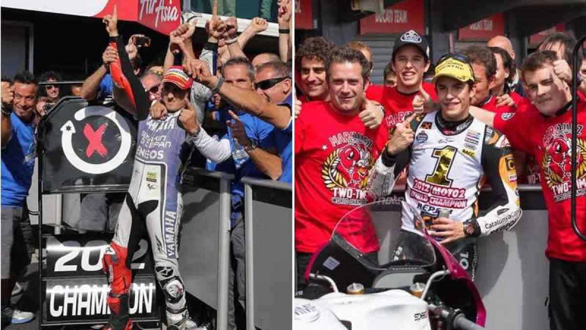 Lorenzo, a la izquierda, celebra con los integrantes de su escudería el segundo título en MotoGP. Márquez hace lo propio en Moto2.