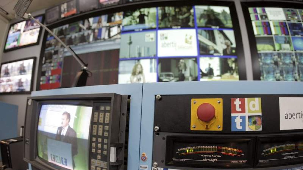 Los trabajos de adaptación de la TDT se aceleran estos días