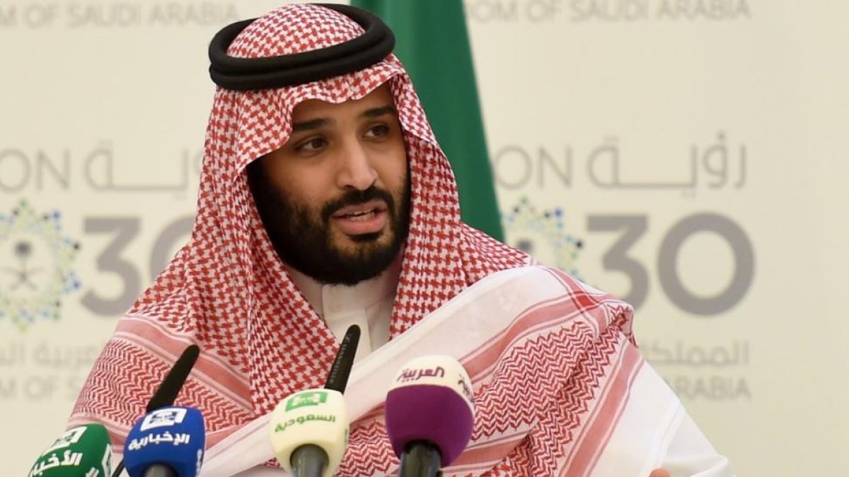 El principe heredero de Arabia Saudí, Mohamed bin Salmán, durante la presentación del programa de reformas económicas.