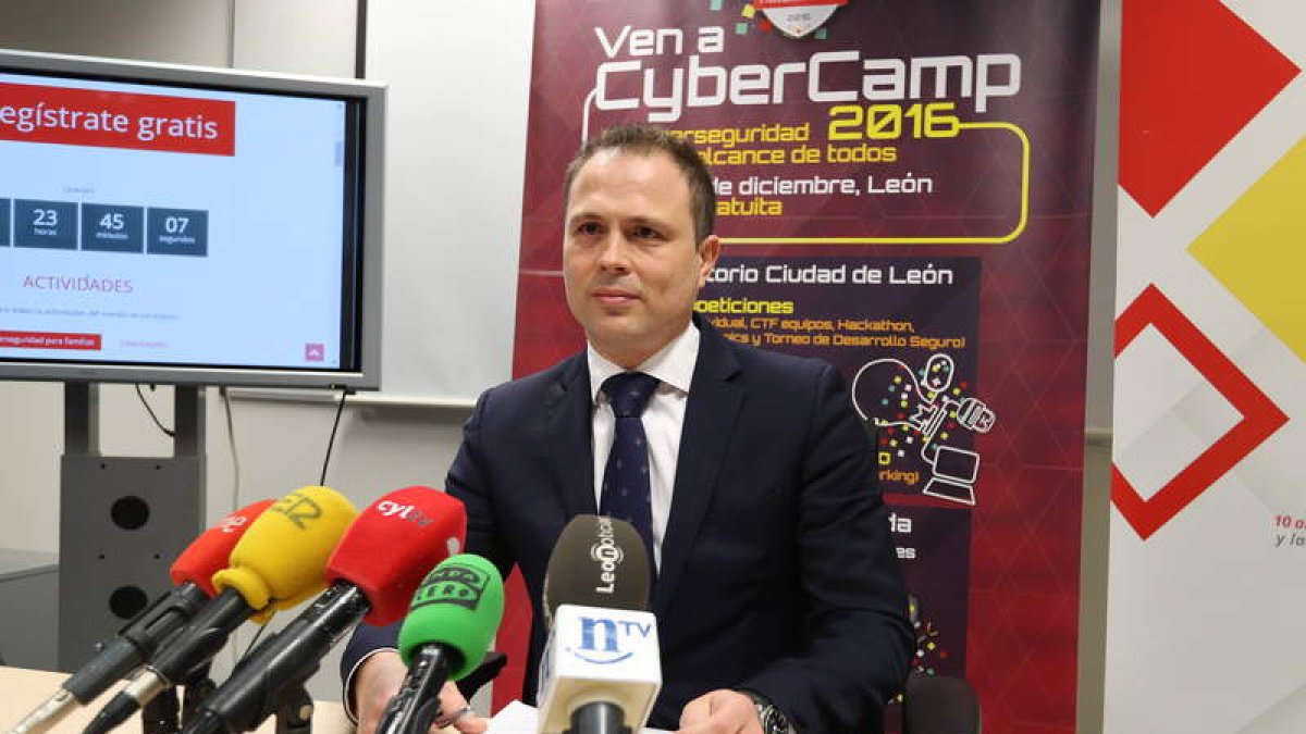 Alberto Hernández, director general del Incibe. RAMIRO