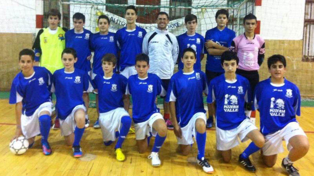 Formación del equipo de La Bañeza FS que milita en la 1.ª División Regional Cadete.