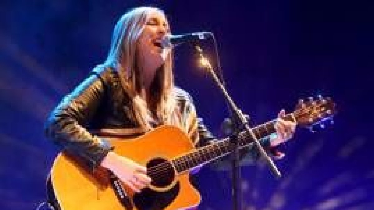 Miles de personas corearon los clásicos de las tres bandas