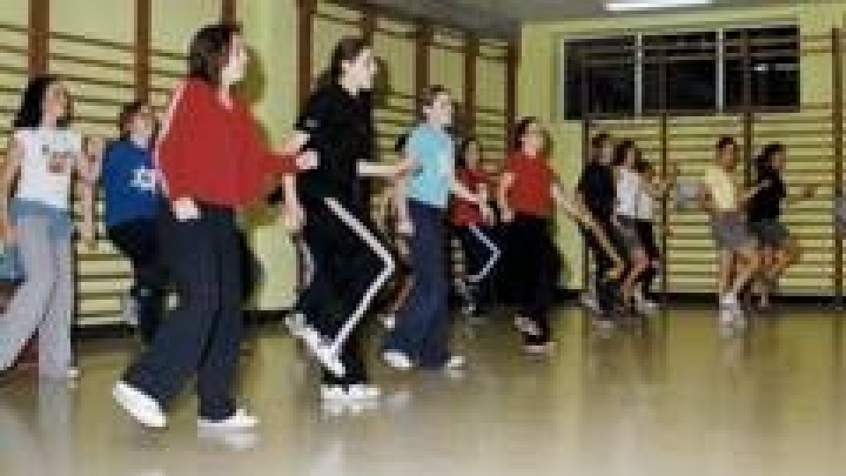 Las actividades se iniciaron este viernes con aeróbic y percusión
