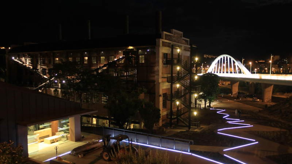 El museo abrirá por la noche el viernes y el sábado.