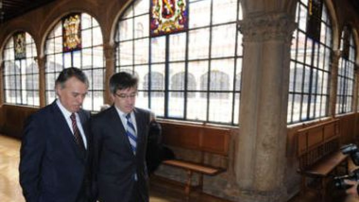 Francisco Álvarez y Fernández, antes del acto en el Palacio de los Guzmanes.