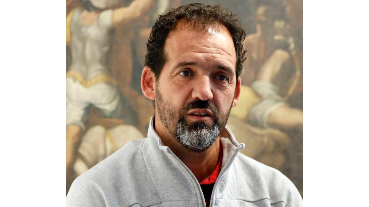 Ramón González confía en que el equipo dé un golpe encima de la mesa ante el Racing. MARCIANO PÉREZ