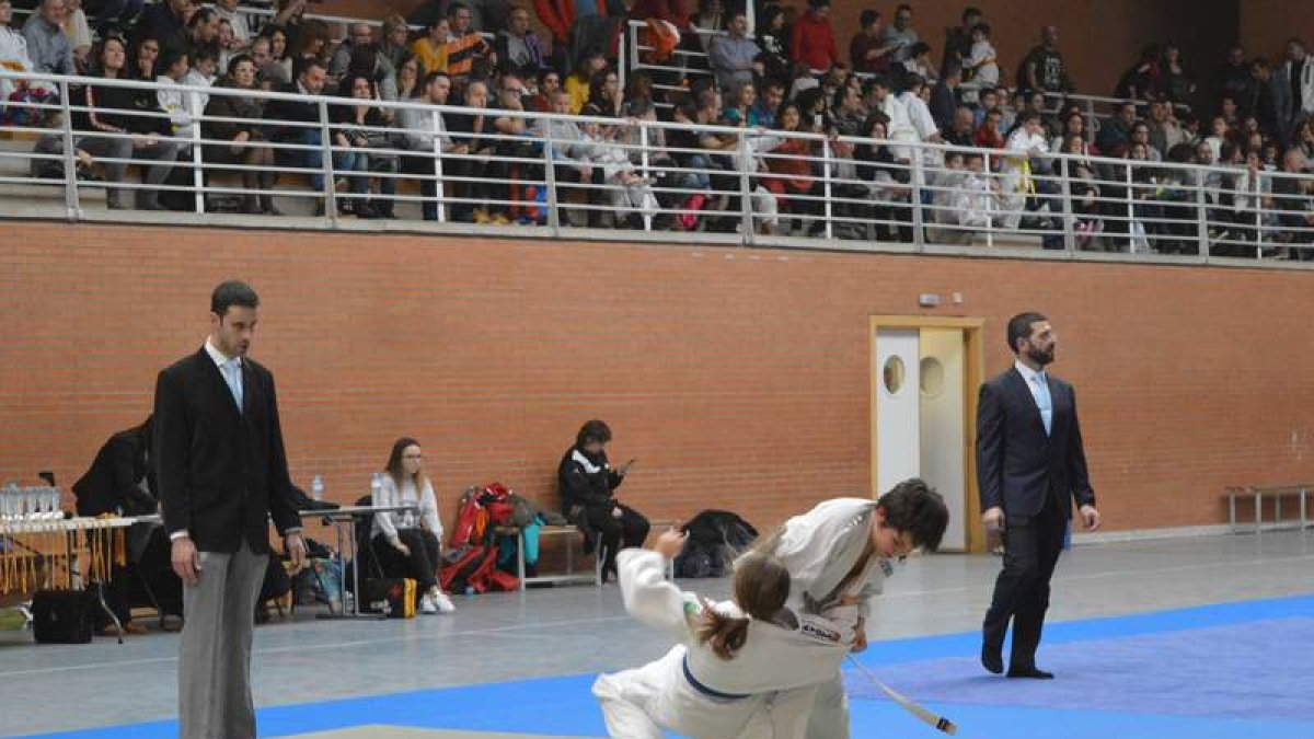 Los judocas leoneses exhibieron un gran nivel en el torneo. DL