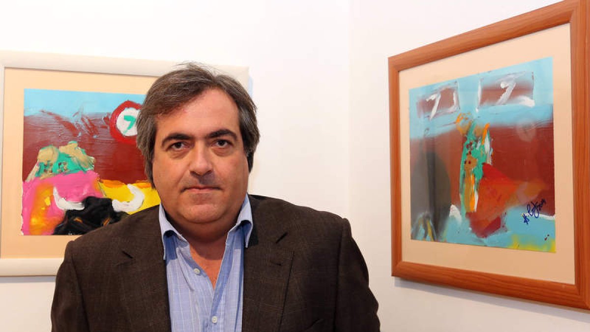 El periodista del Diario de León y pintor Manuel Carlos Cachafeiro.
