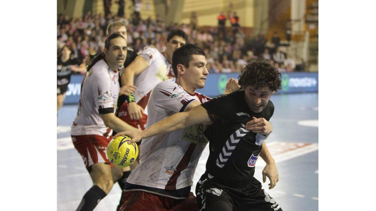 Ademar y Naturhouse ya se midieron en la Copa Asobal. SECUNDINO