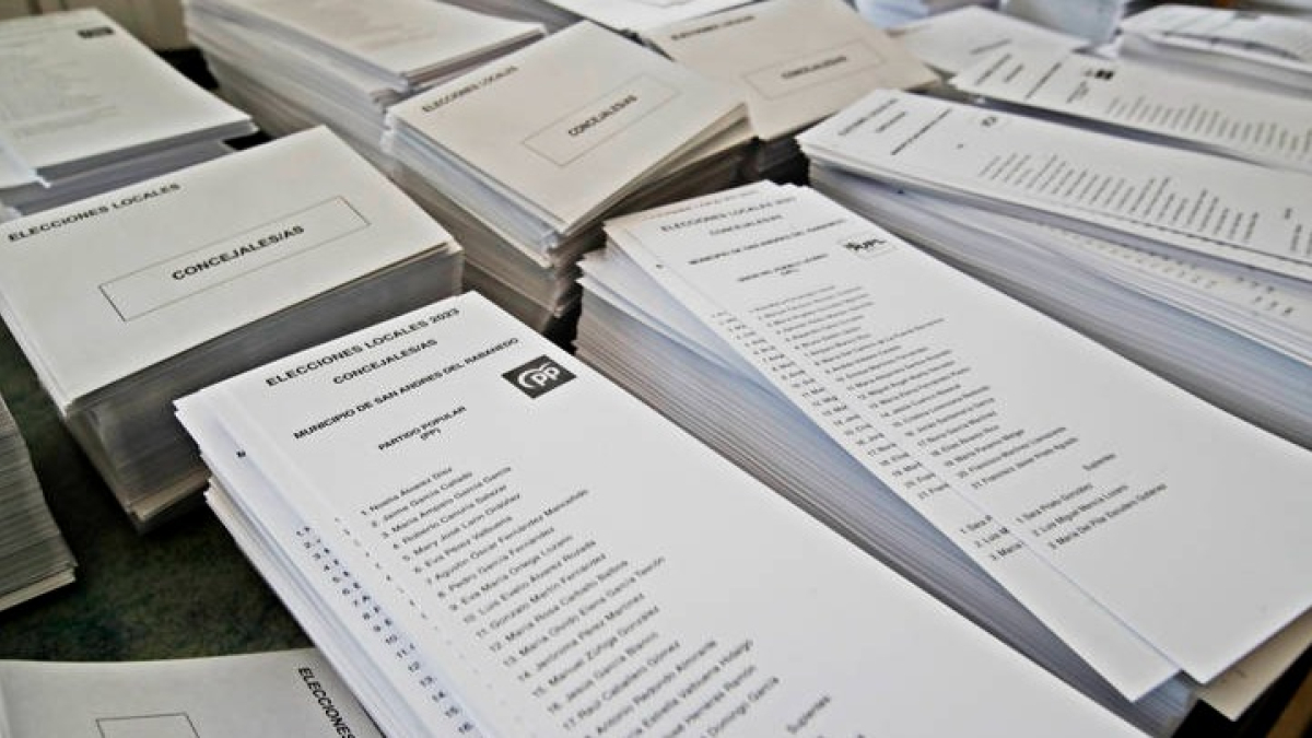 Papeletas electorales en las pasadas elecciones del 28-M. RAMIRO