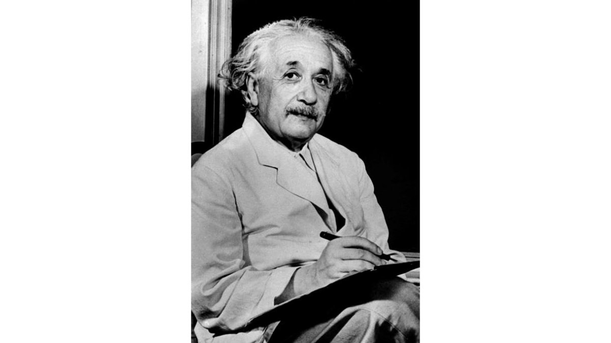 Fotografía de archivo de Albert Einstein, quien revolucionó la ciencia del siglo XX.