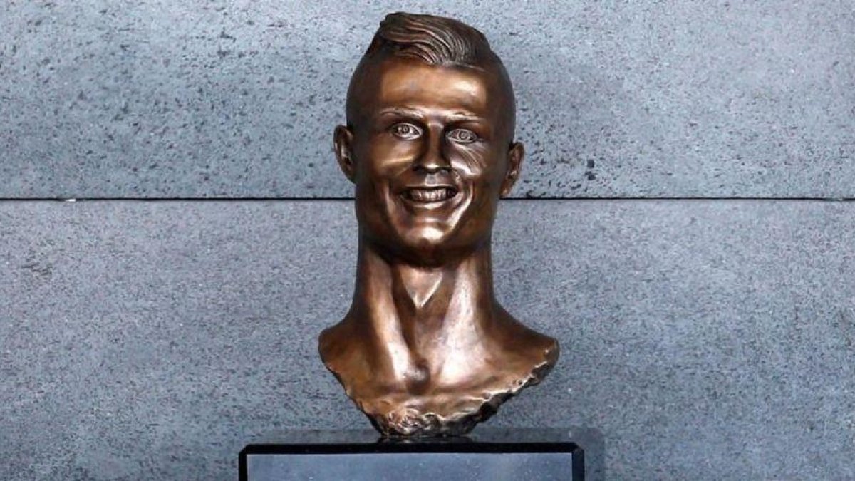 El busto de Cristiano Ronaldo.