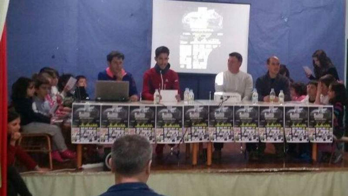 Ferreras, Villa, Lorenzana y Ordás en la presentación de la prueba. DL