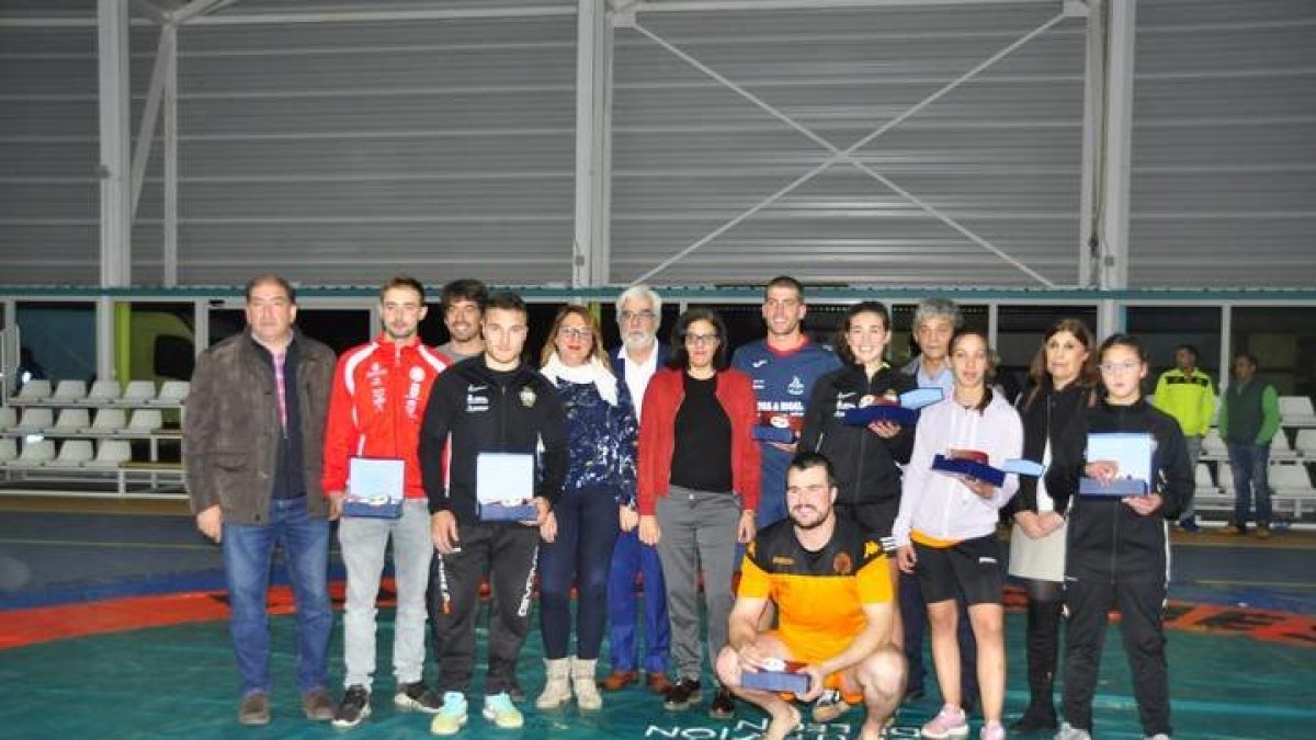 Todos los campeones provinciales. ÁLVARO QUIÑONES