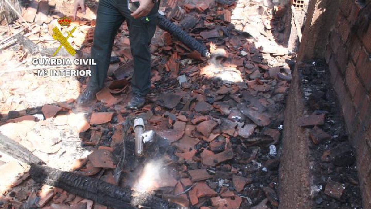 El fuego arrasó la vivienda