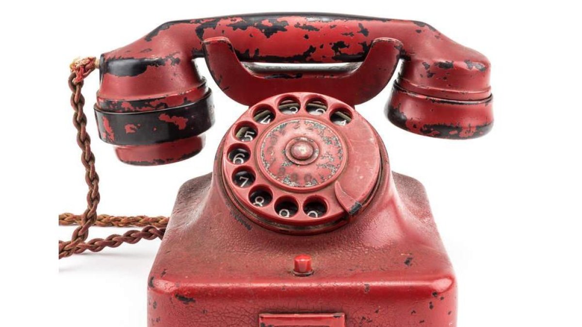 El teléfono personal de Hitler subastado.