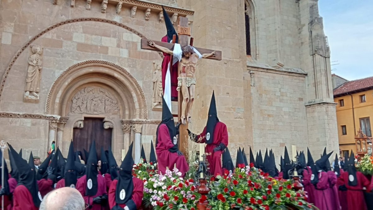 El momento del desenclavamiento. J. NOTARIO
