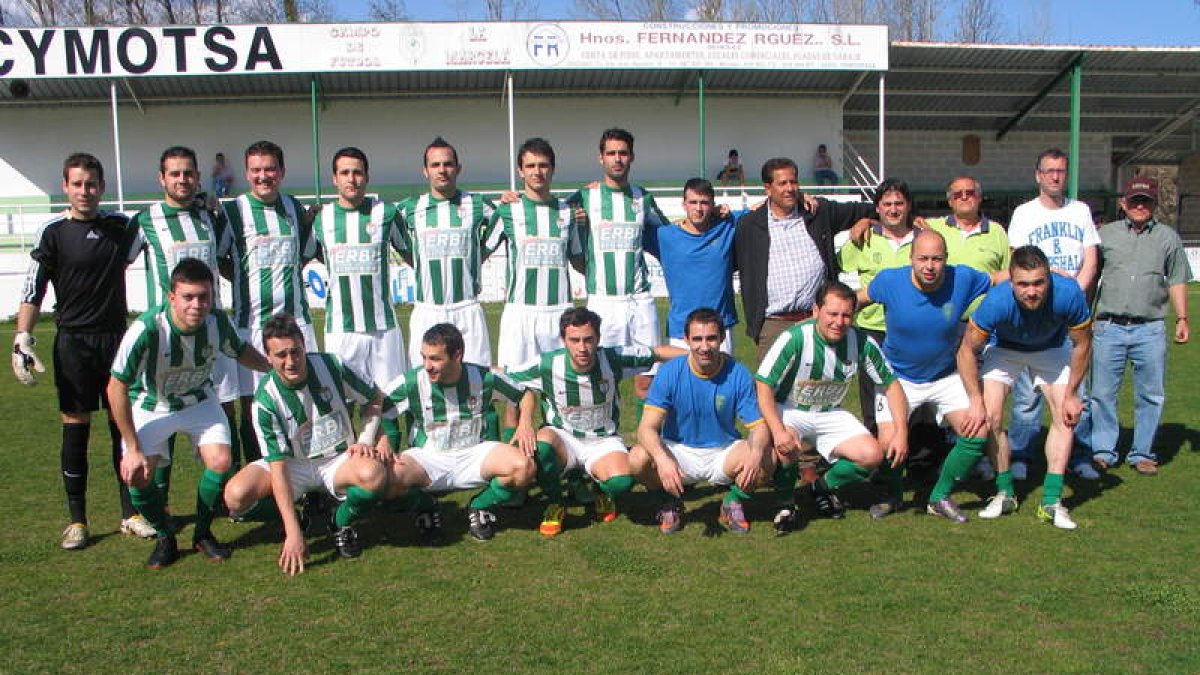 Formación del Dehesas de la 1.ª Provincial de Aficionados.