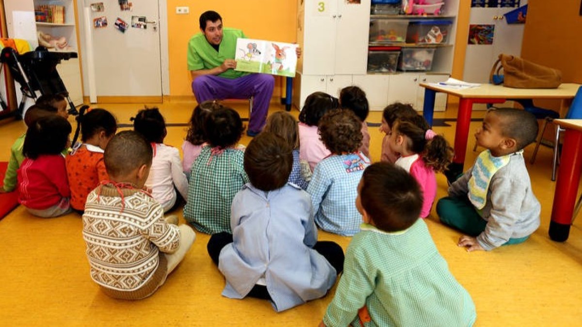 Aún hay plazas para las escuelas infantiles del Ayuntamiento de León. MARCIANO PÉREZ