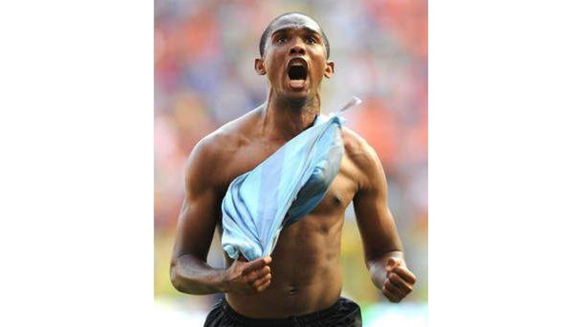 Etoo, genial, abrió las puertas del triunfo del Inter.