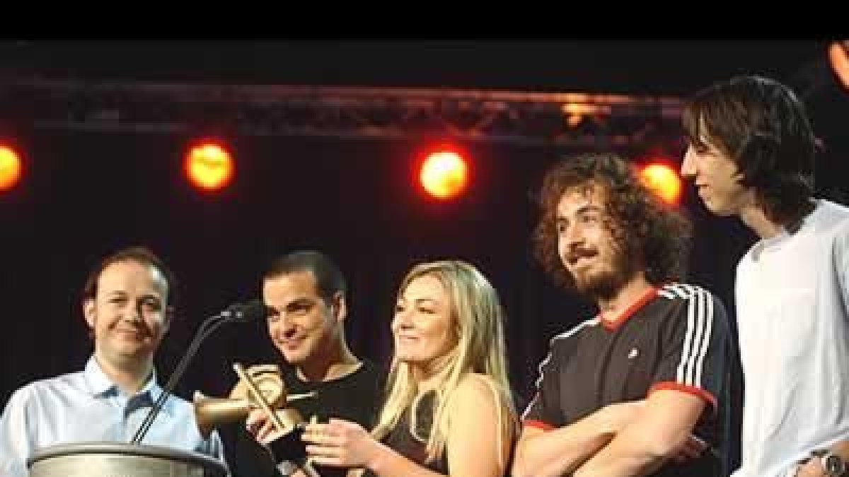 La Oreja de Van Gogh vuelve a sus orígenes, aunque con cambios: regresa Amaia y Benegas se va