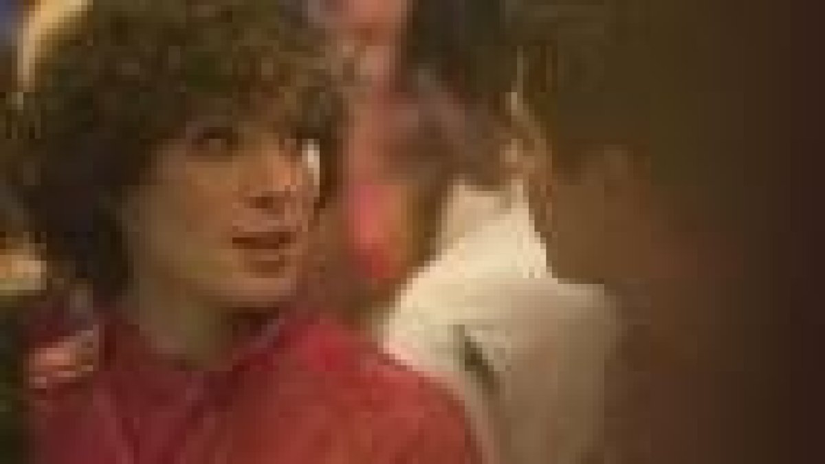 El protagonista de la película durante una de las escenas de «Desayuno en Plutón»
