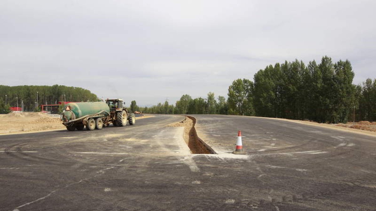 Las obras del acceso Sur avanzan y están próximas a su finalización.
