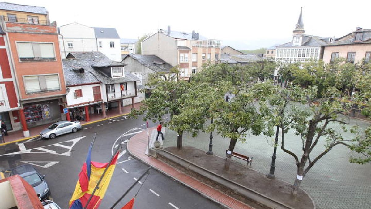 Plaza mayor de cacabelos